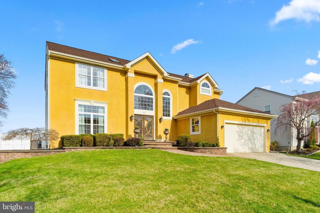 53 LEXINGTON CIR, Marlton, NJ 08053