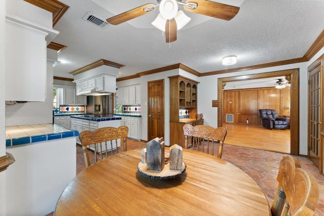 5718 Glenmere Lane, Spring, TX 77379