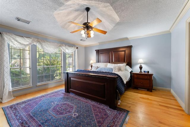 5718 Glenmere Lane, Spring, TX 77379