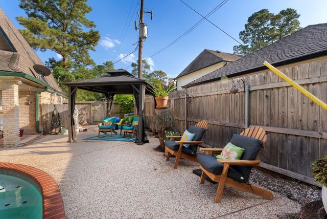 5718 Glenmere Lane, Spring, TX 77379