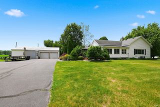 9060 Suter Road, Plymouth, IN 46563