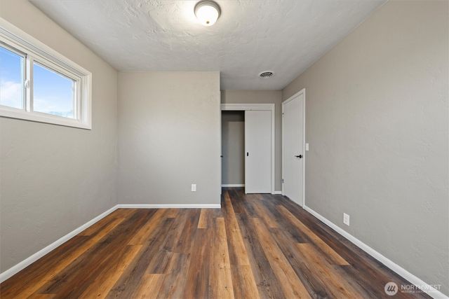 906 S A Street, Moses Lake, WA 98837