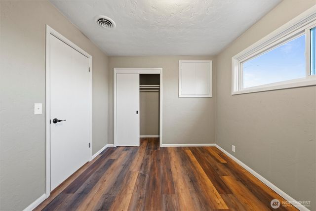 906 S A Street, Moses Lake, WA 98837