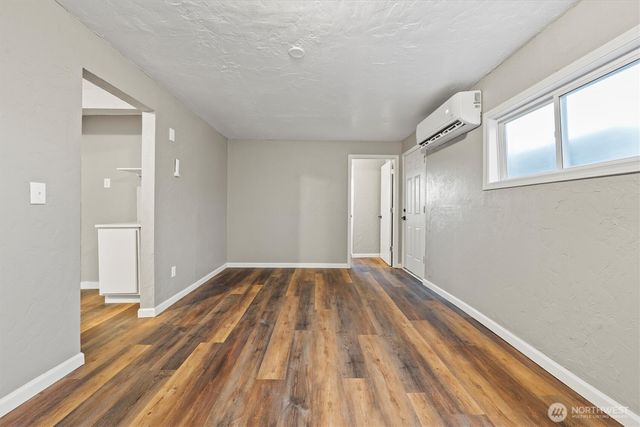 906 S A Street, Moses Lake, WA 98837