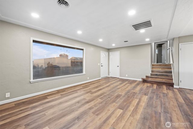 906 S A Street, Moses Lake, WA 98837