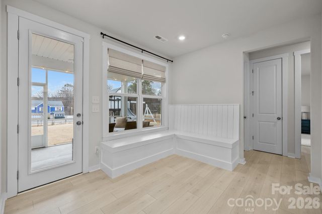 5024 Hillshire Lane, Charlotte, NC 28227