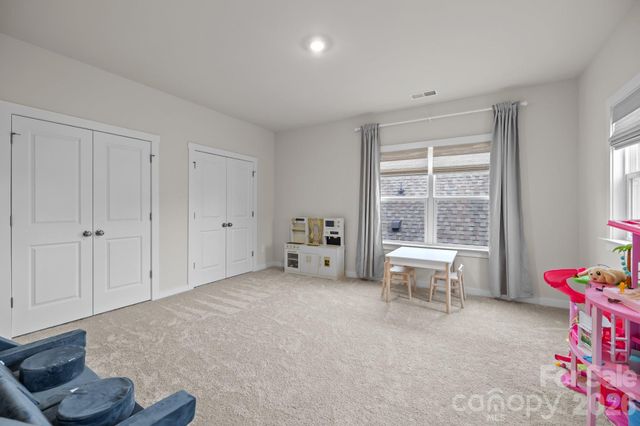 5024 Hillshire Lane, Charlotte, NC 28227