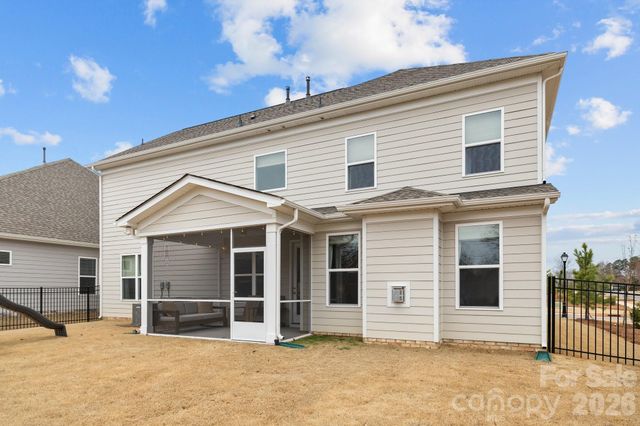 5024 Hillshire Lane, Charlotte, NC 28227