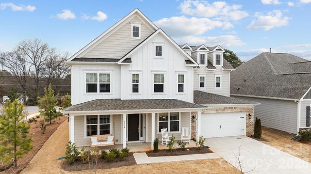 5024 Hillshire Lane, Charlotte, NC 28227