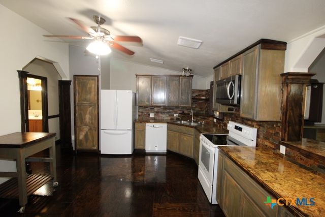 2809 Connell Street, Kempner, TX 76539