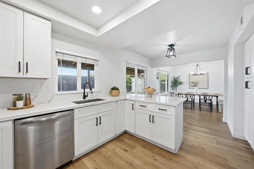 Image 10 of property listing at 1606 Dana Point Ct, Chula Vista, CA 91911