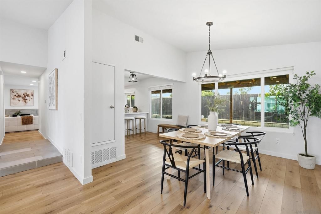 Image 9 of property listing at 1606 Dana Point Ct, Chula Vista, CA 91911