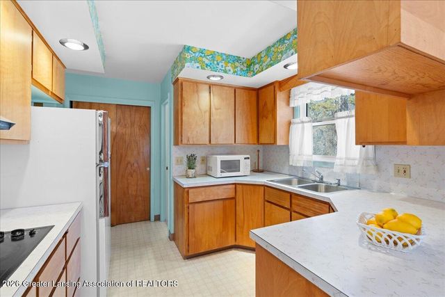 1448 Primrose Lane, Dewitt, MI 48820