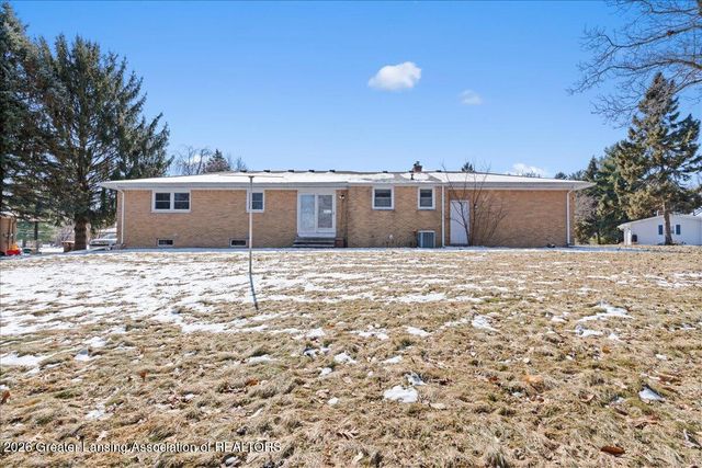 1448 Primrose Lane, Dewitt, MI 48820