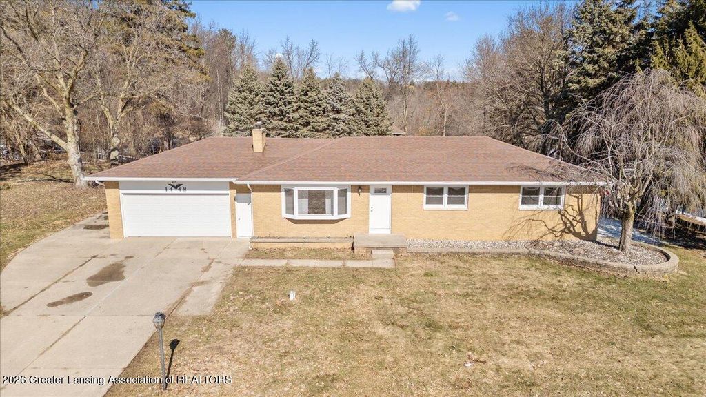 1448 Primrose Lane, Dewitt, MI 48820