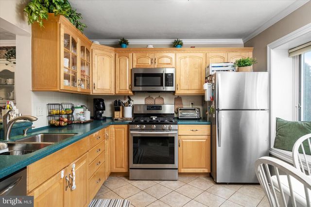 20 CRAWFORD COURT, Hamilton, NJ 08690