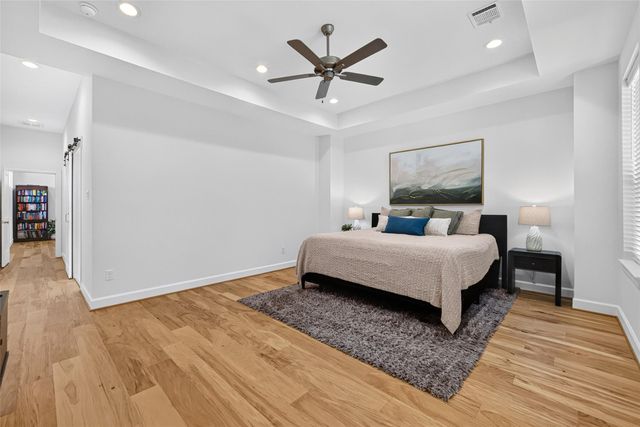 1201 E 23rd Street, Houston, TX 77009