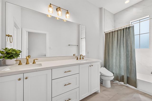 1201 E 23rd Street, Houston, TX 77009