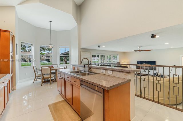 15815 SW 52nd Ct, Miramar, FL 33027