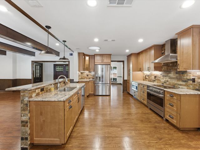3717 Myrtle Springs Road, Benbrook, TX 76116