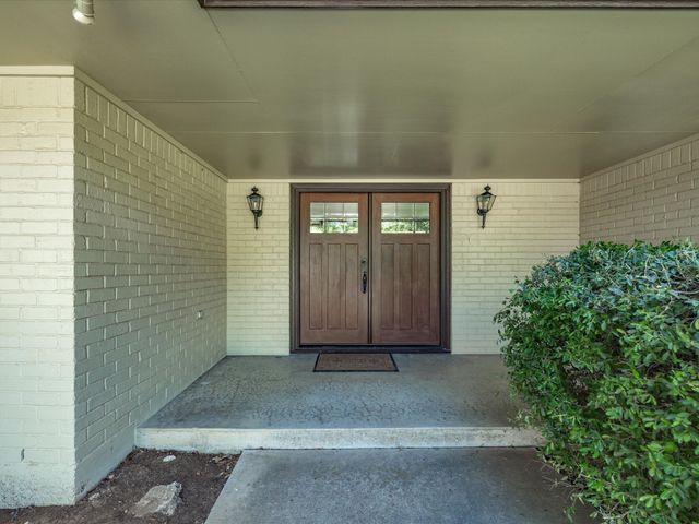 3717 Myrtle Springs Road, Benbrook, TX 76116