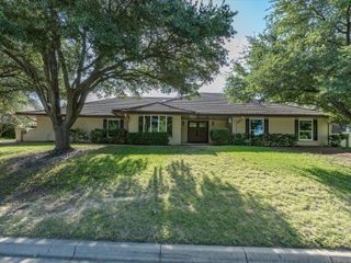 3717 Myrtle Springs Road, Benbrook, TX 76116