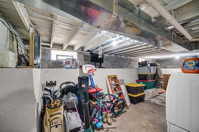 808 Lillian Street, Hobart, IN 46342