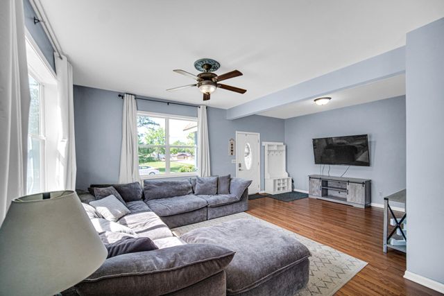 808 Lillian Street, Hobart, IN 46342
