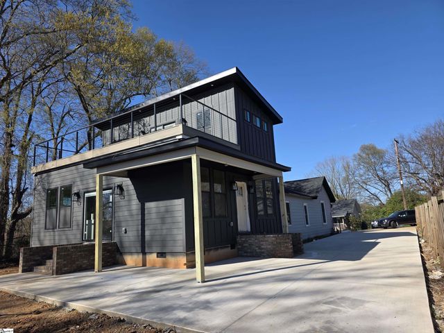 11 Hillhouse Street, Greenville, SC 29605