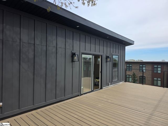 11 Hillhouse Street, Greenville, SC 29605