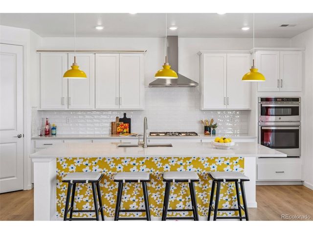 16517 W 92nd Pl, Arvada, CO 80007