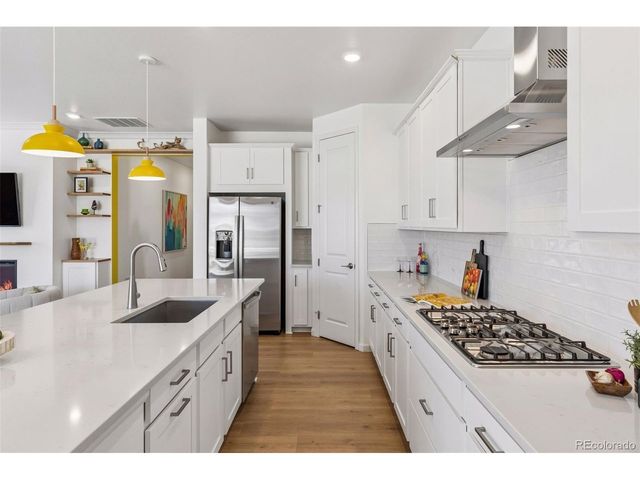 16517 W 92nd Pl, Arvada, CO 80007