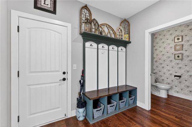 23500 E 11th Street S, Independence, MO 64056