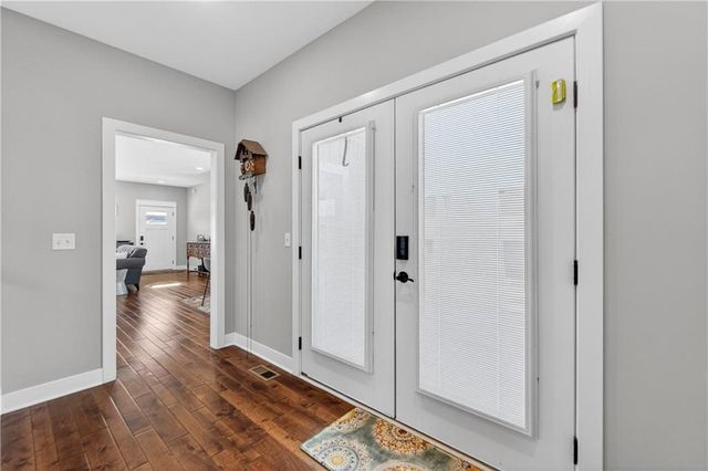 23500 E 11th Street S, Independence, MO 64056