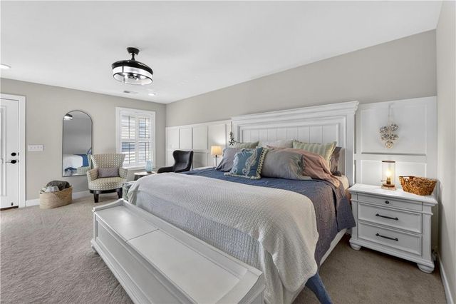 23500 E 11th Street S, Independence, MO 64056