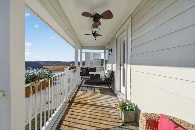 23500 E 11th Street S, Independence, MO 64056