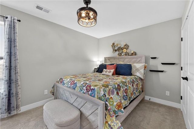 23500 E 11th Street S, Independence, MO 64056