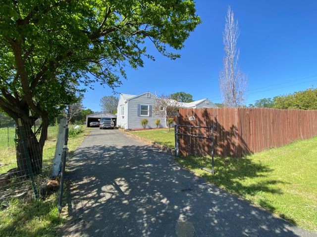 21 Palermo Dr, Oroville, CA 95966