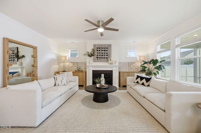 132 Clapper Lane, Holly Springs, NC 27540