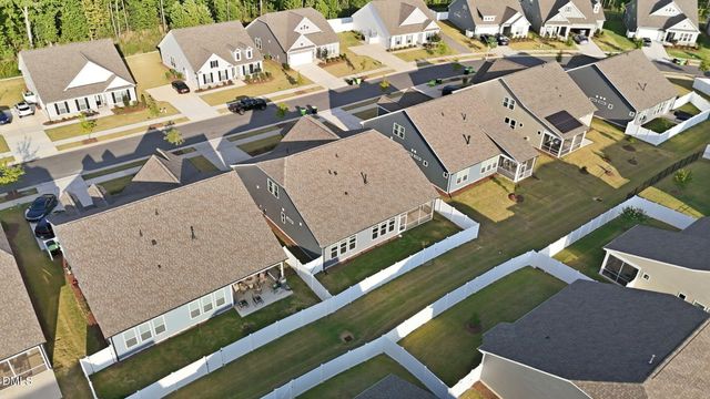 132 Clapper Lane, Holly Springs, NC 27540