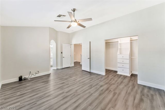 9578 Teton Vista Avenue, Las Vegas, NV 89117