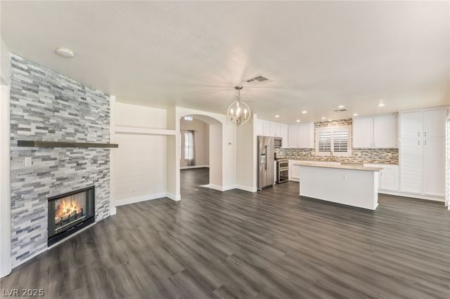 9578 Teton Vista Avenue, Las Vegas, NV 89117