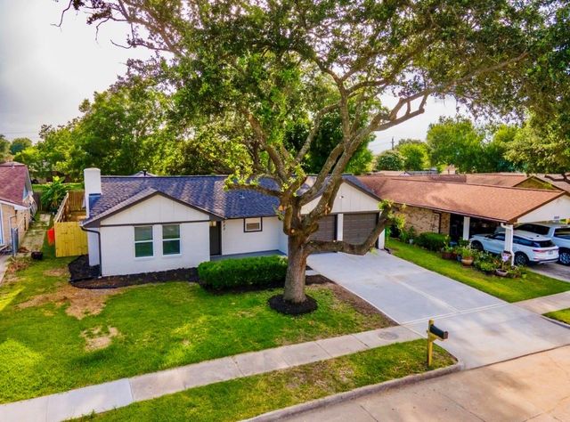 4002 Montego Drive, Baytown, TX 77521