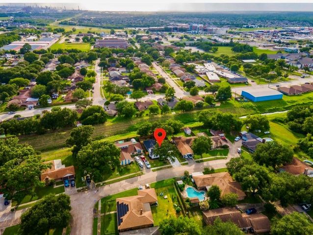 4002 Montego Drive, Baytown, TX 77521