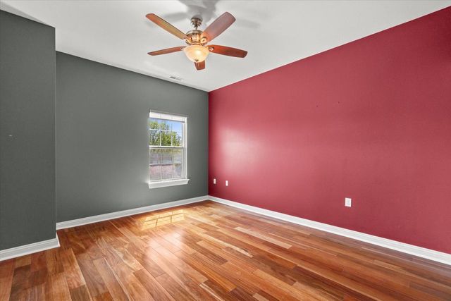 8610 Roxbury WAY, Oak Creek, WI 53154