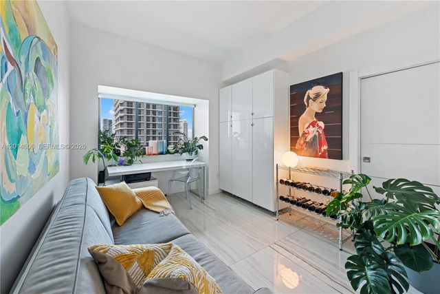 480 NE 31st ST 1801, Miami, FL 33137