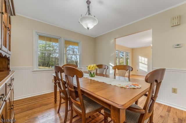 14 Fawn Dr, Clinton Twp., NJ 08833