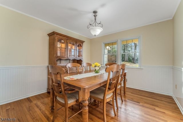 14 Fawn Dr, Clinton Twp., NJ 08833