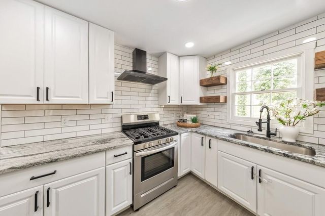 389 England Place, Marietta, GA 30066