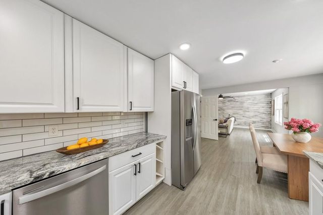 389 England Place, Marietta, GA 30066